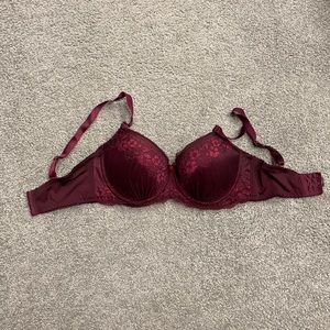 Like New Bra Size 34DD